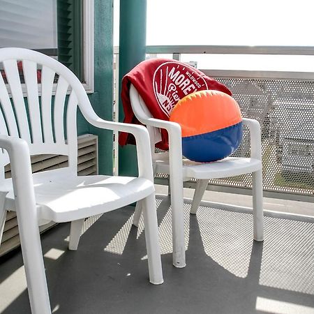 The Starlux Otel Wildwood Dış mekan fotoğraf