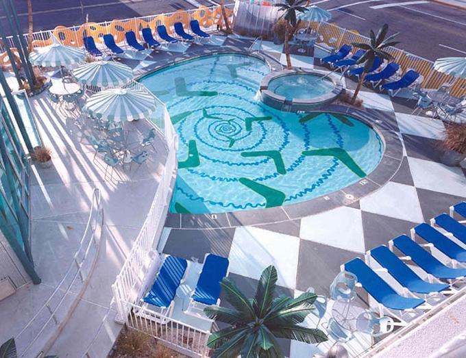 The Starlux Otel Wildwood Dış mekan fotoğraf