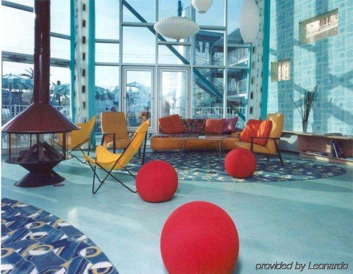 The Starlux Otel Wildwood İç mekan fotoğraf