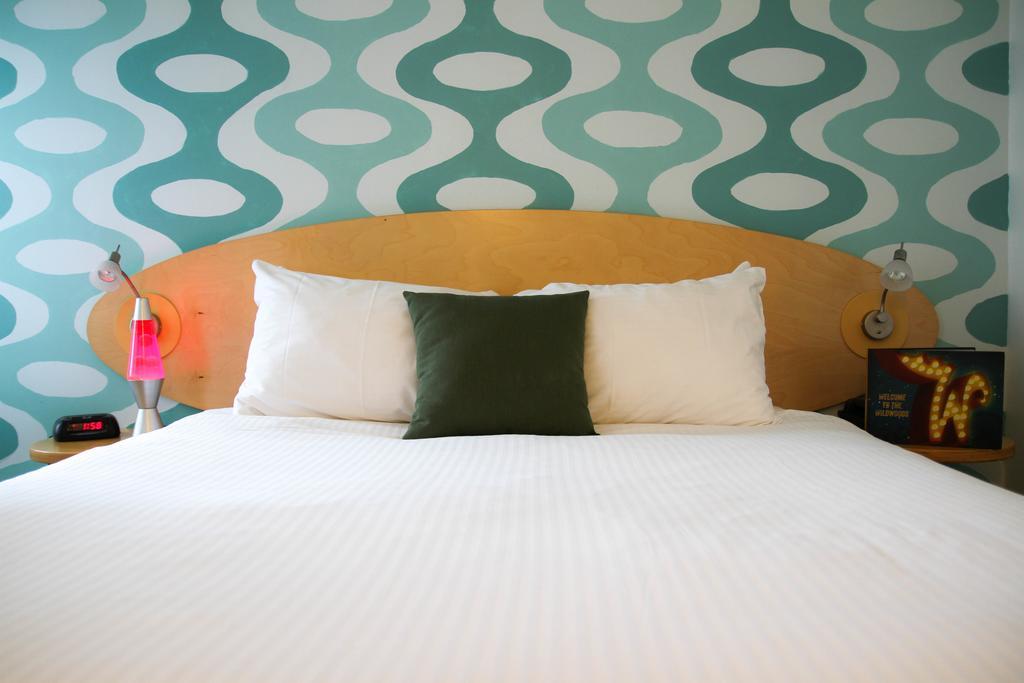 The Starlux Otel Wildwood Dış mekan fotoğraf