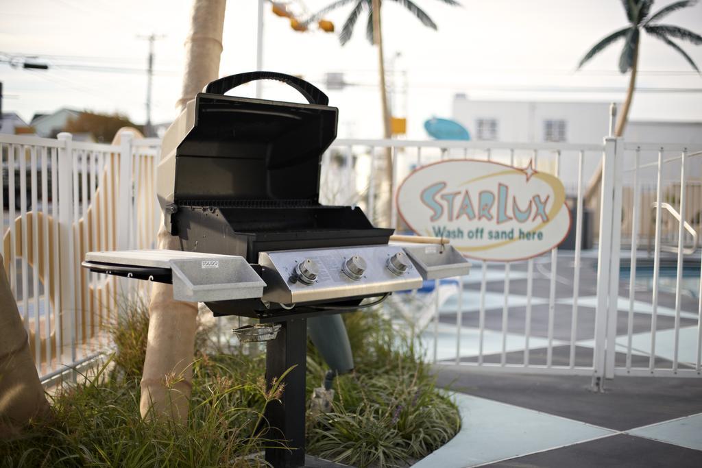 The Starlux Otel Wildwood Dış mekan fotoğraf