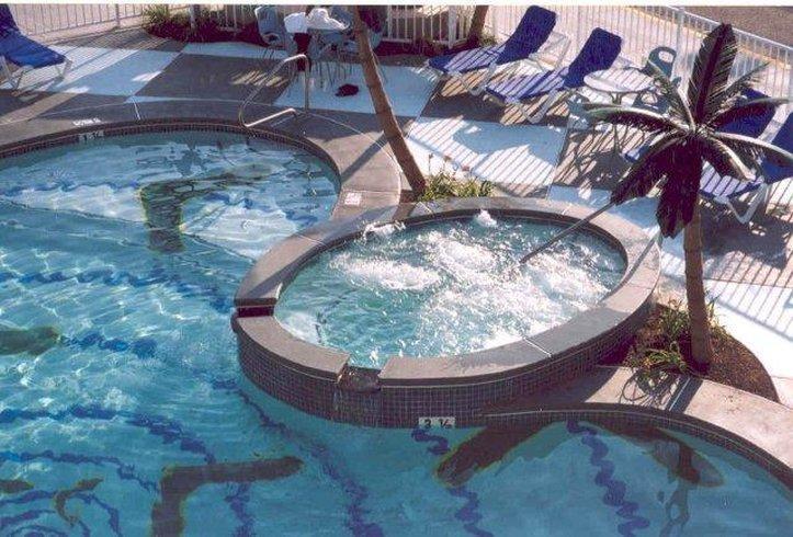 The Starlux Otel Wildwood Dış mekan fotoğraf