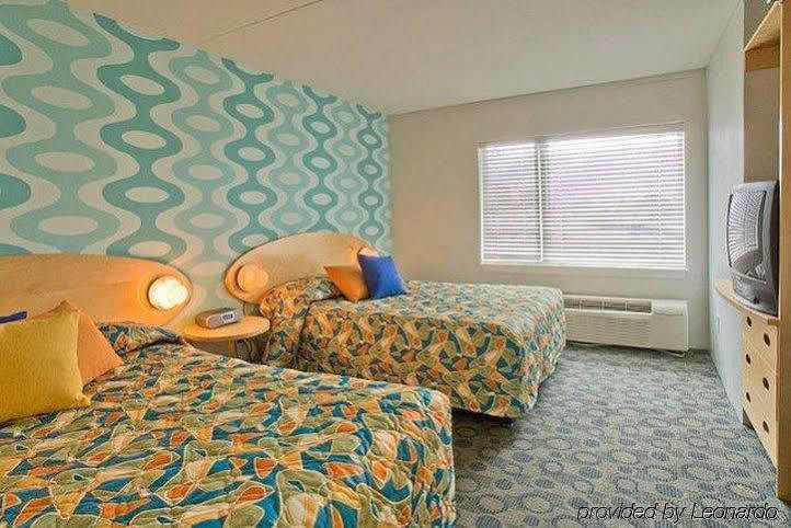 The Starlux Otel Wildwood Dış mekan fotoğraf